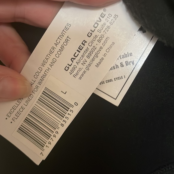 COPY - NWT fleece lined booties - Picture 2 of 4